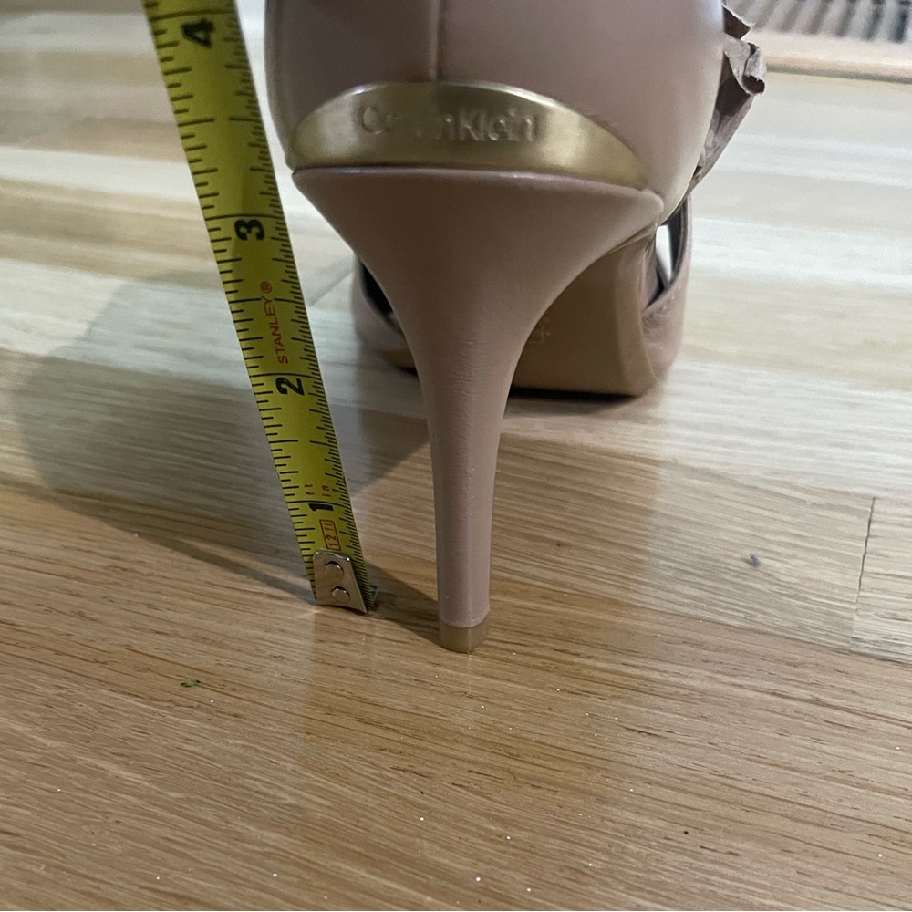 Calvin Klein Gella Women's Nude Pointed-Toe Heels Size  8.5 - Picture 8 of 8